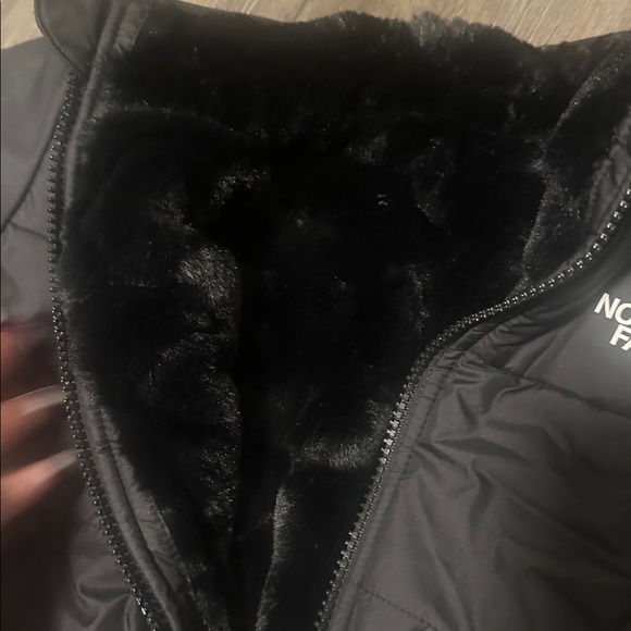 The North Face Reversible Jacket Girls size 4 - Picture 2 of 4